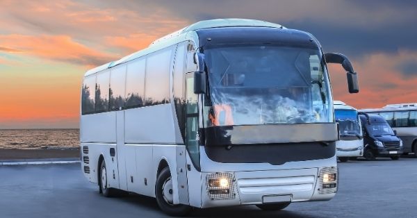 איך לבחור חברת אוטובוסים להשכרה