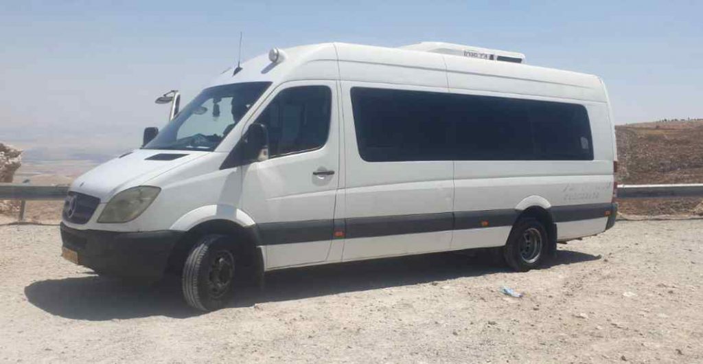 שירותי הסעות בפתח תקווה